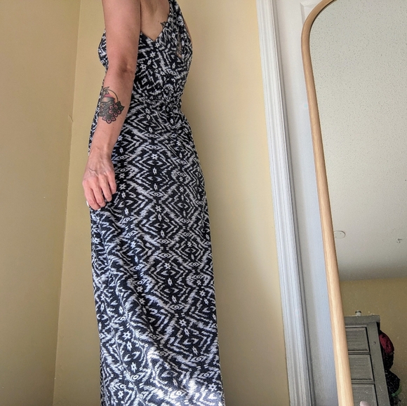 Nine 1 Eight Aztec Print Maxi Dress Small - Picture 7 of 7
